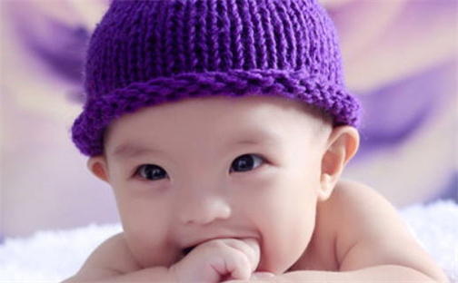 杨姓阳光活泼的男生名字